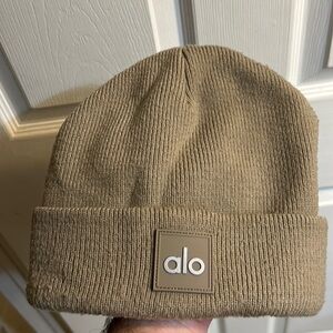 Alo beanie